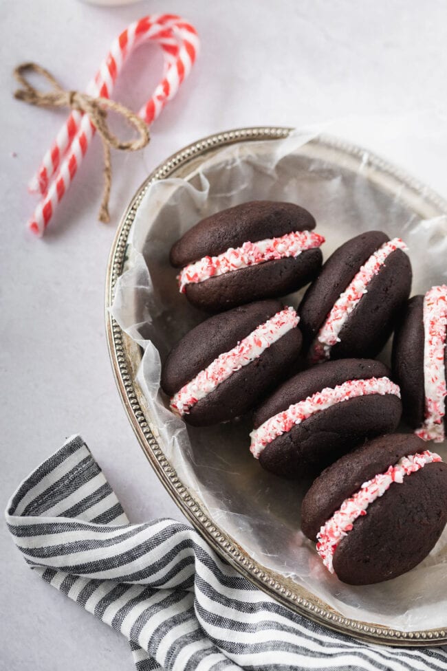 How to make chocolate whoopie pies