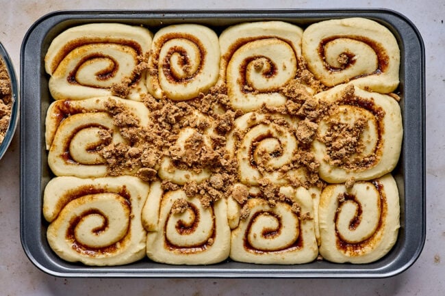 coffee cake cinnamon rolls in pan