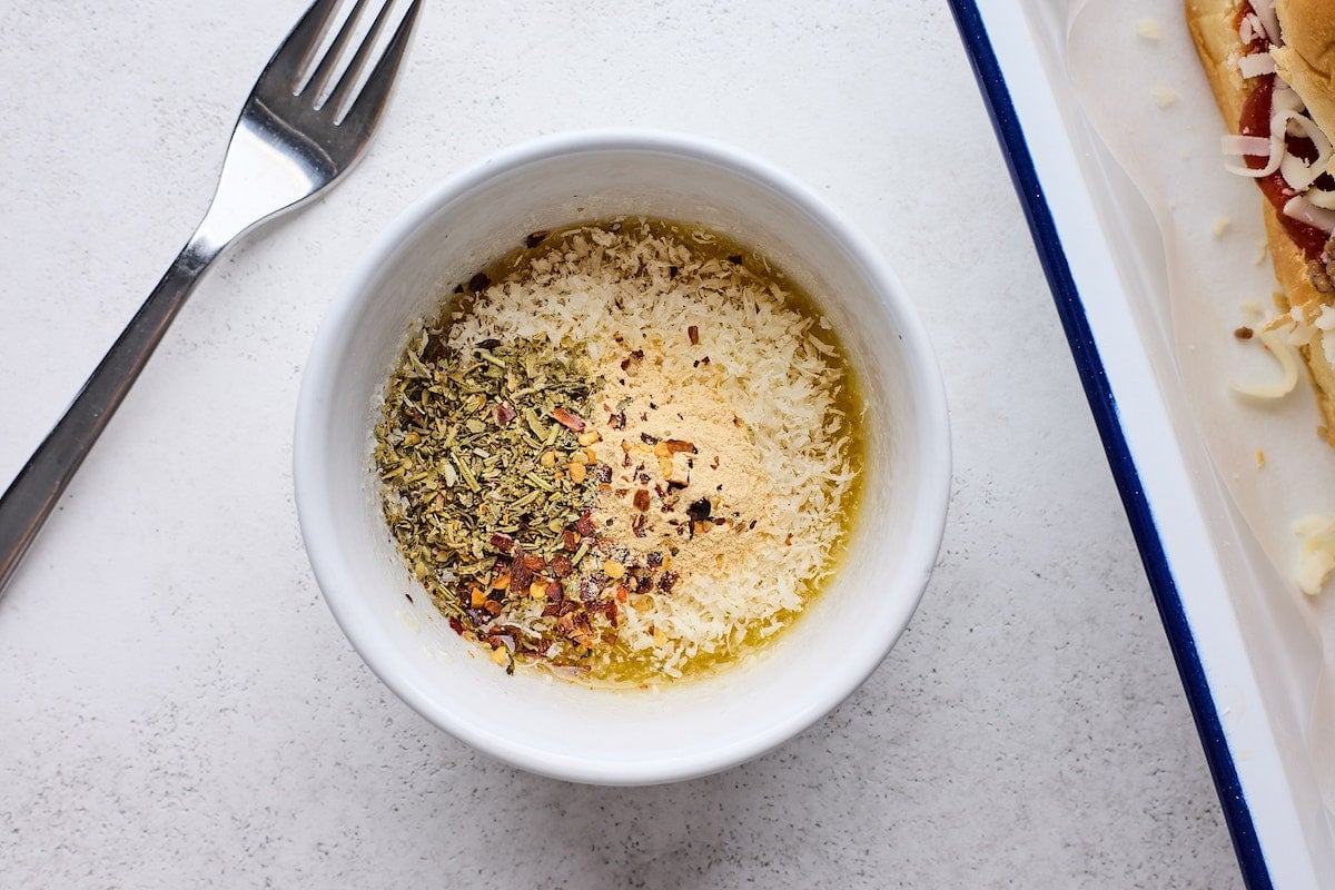 garlic butter mixture in small bowl. 