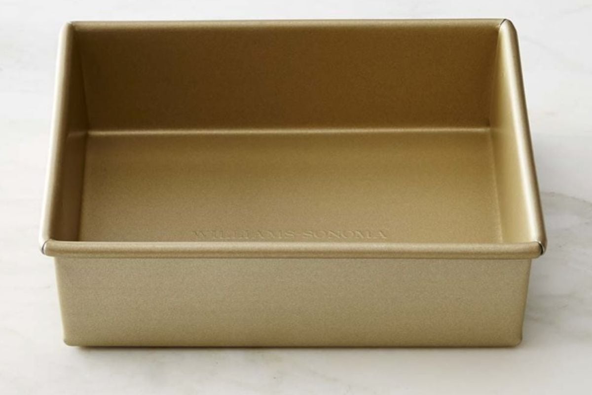 Williams Sonoma Goldtouch Pro Nonstick Square Cake Pan