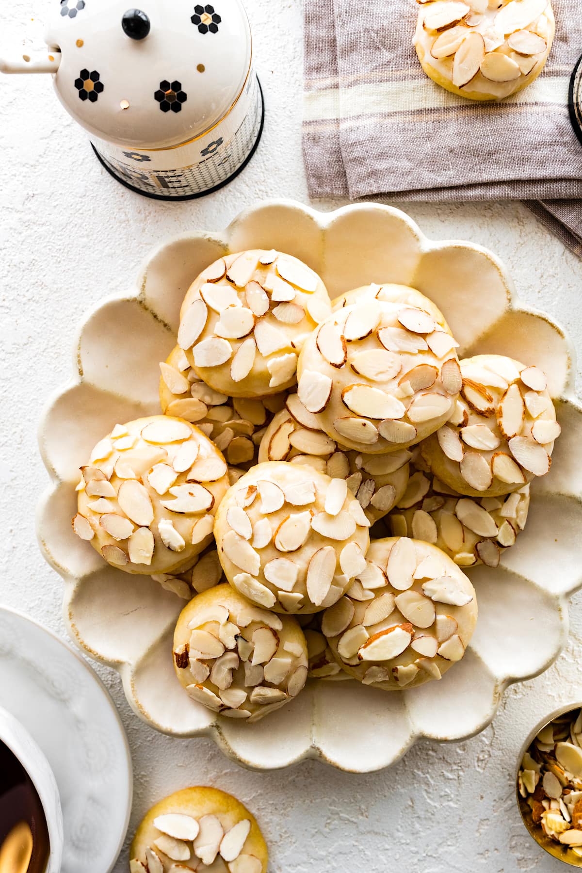 Almond Cookies - Two Peas & Their Pod
