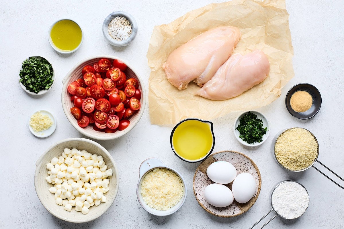 ingredients to make caprese chicken cutlets.